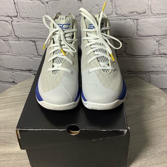 Under Armour Youth Steph Curry lll High top sneakers - Picture 1 of 5